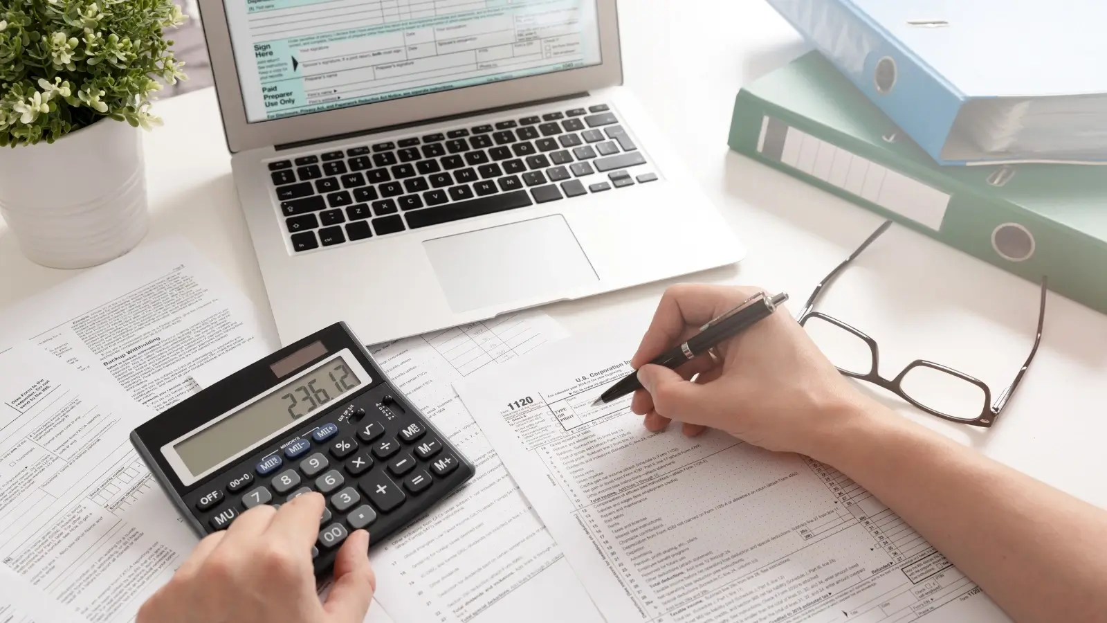 Five cost categories that determine the true in-house payroll cost in Vietnam