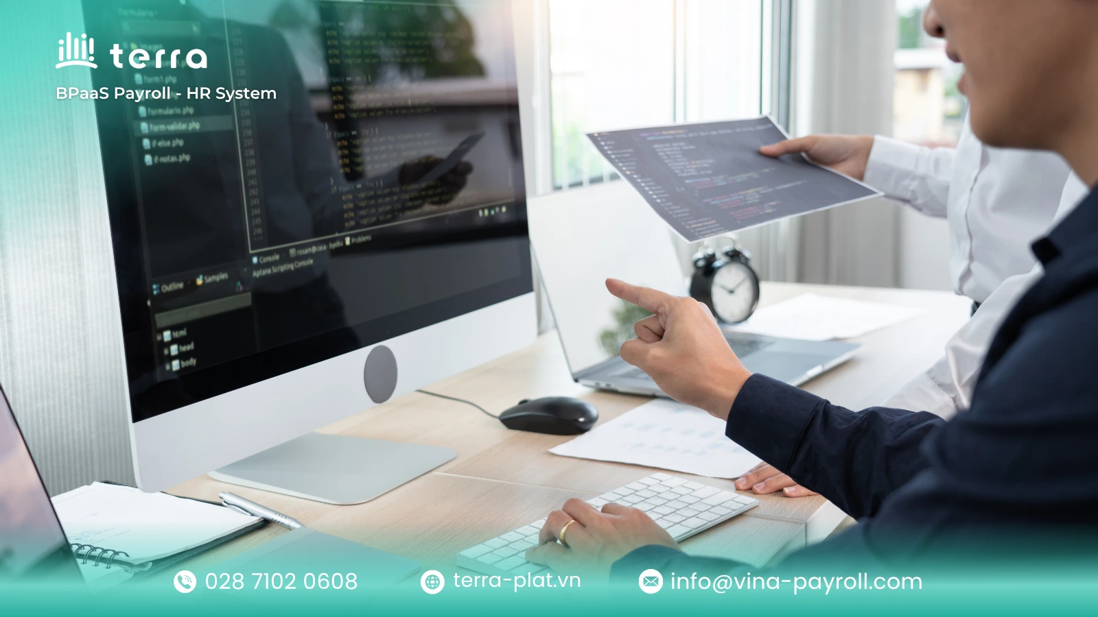 What does payroll software mean?